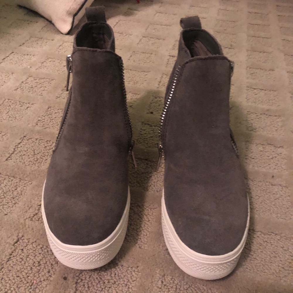 Steve Madden - Picture 3 of 4